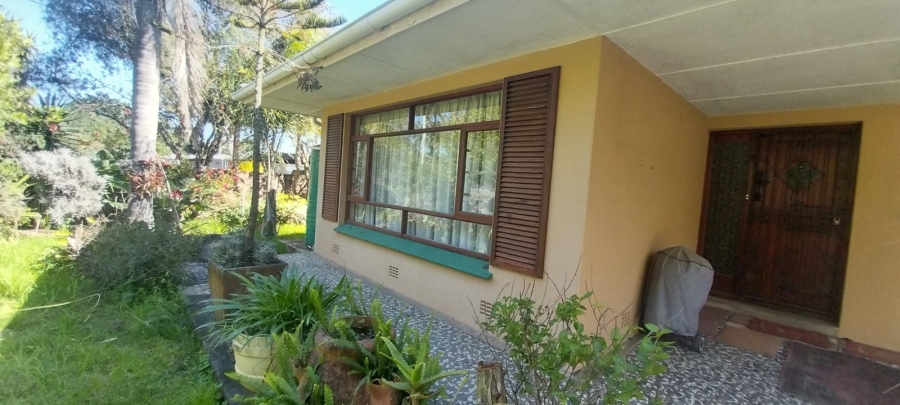 To Let 3 Bedroom Property for Rent in Beacon Bay Eastern Cape